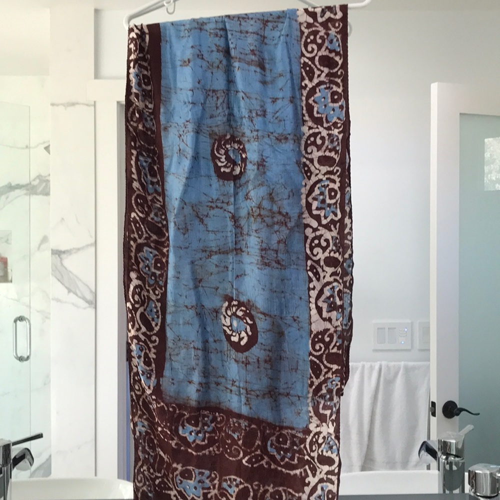 Beautiful 100% pure silk scarf from India